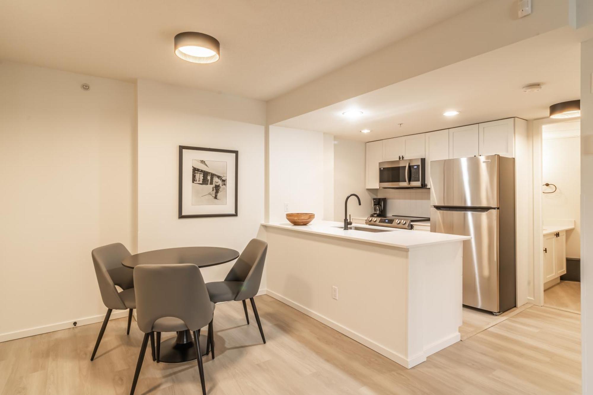 Cascade Lodge By Elevate Vacations Whistler Exteriör bild