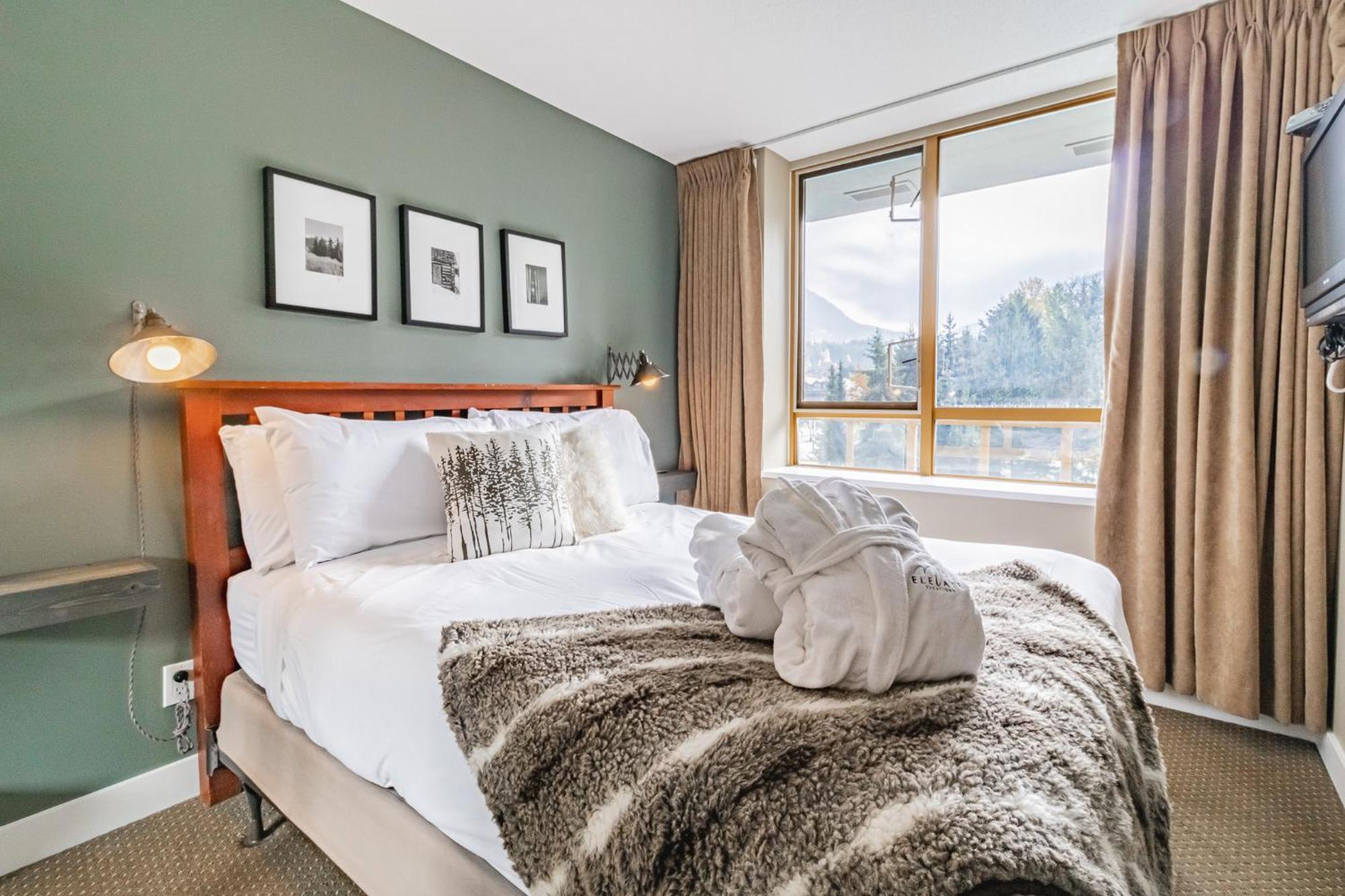 Cascade Lodge By Elevate Vacations Whistler Exteriör bild