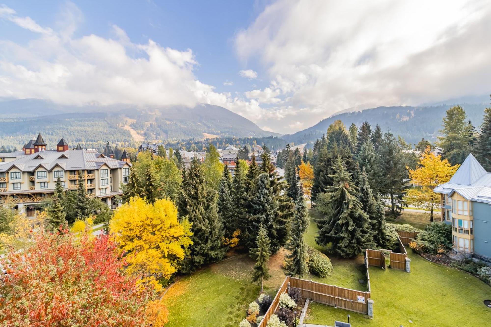 Cascade Lodge By Elevate Vacations Whistler Exteriör bild